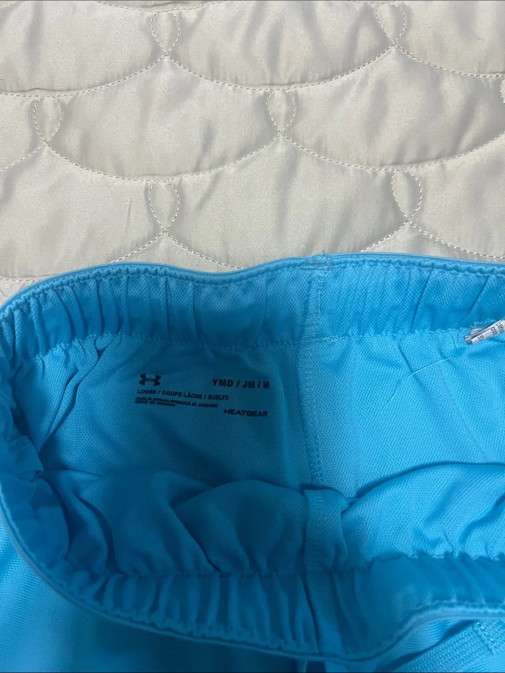 Under Armour Girls' Multicolor Athletic Shorts. Excellent condition!!!